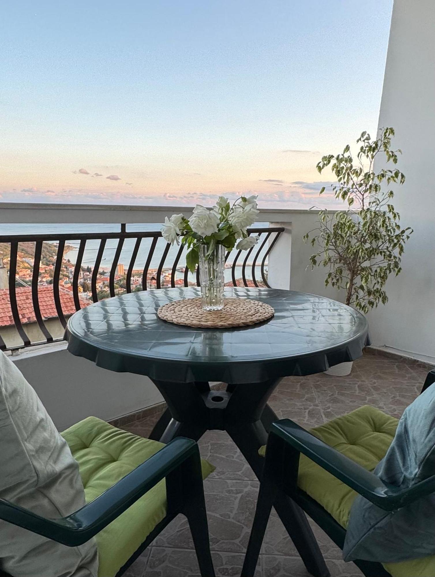 Kakavanen'S Sea View Apartment Balchik Exterior photo